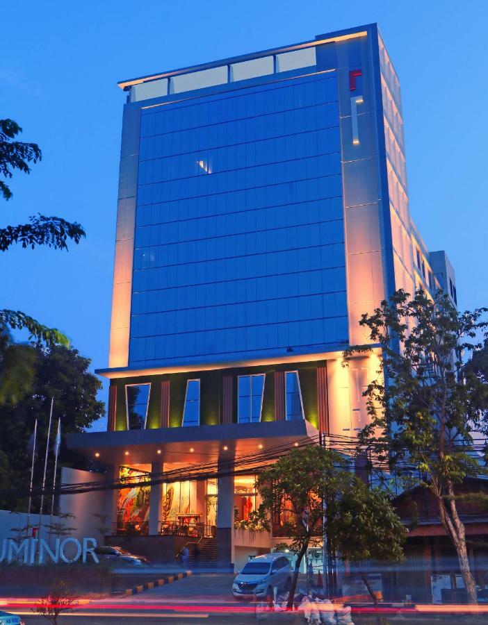 Luminor Hotel Jakarta Kota By Wh Exterior foto